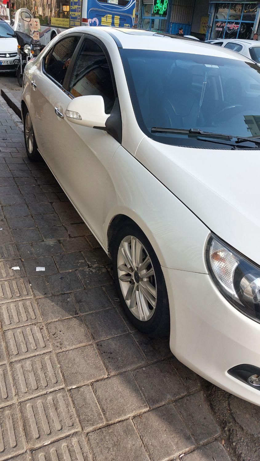 جک J5 اتوماتیک - 1396
