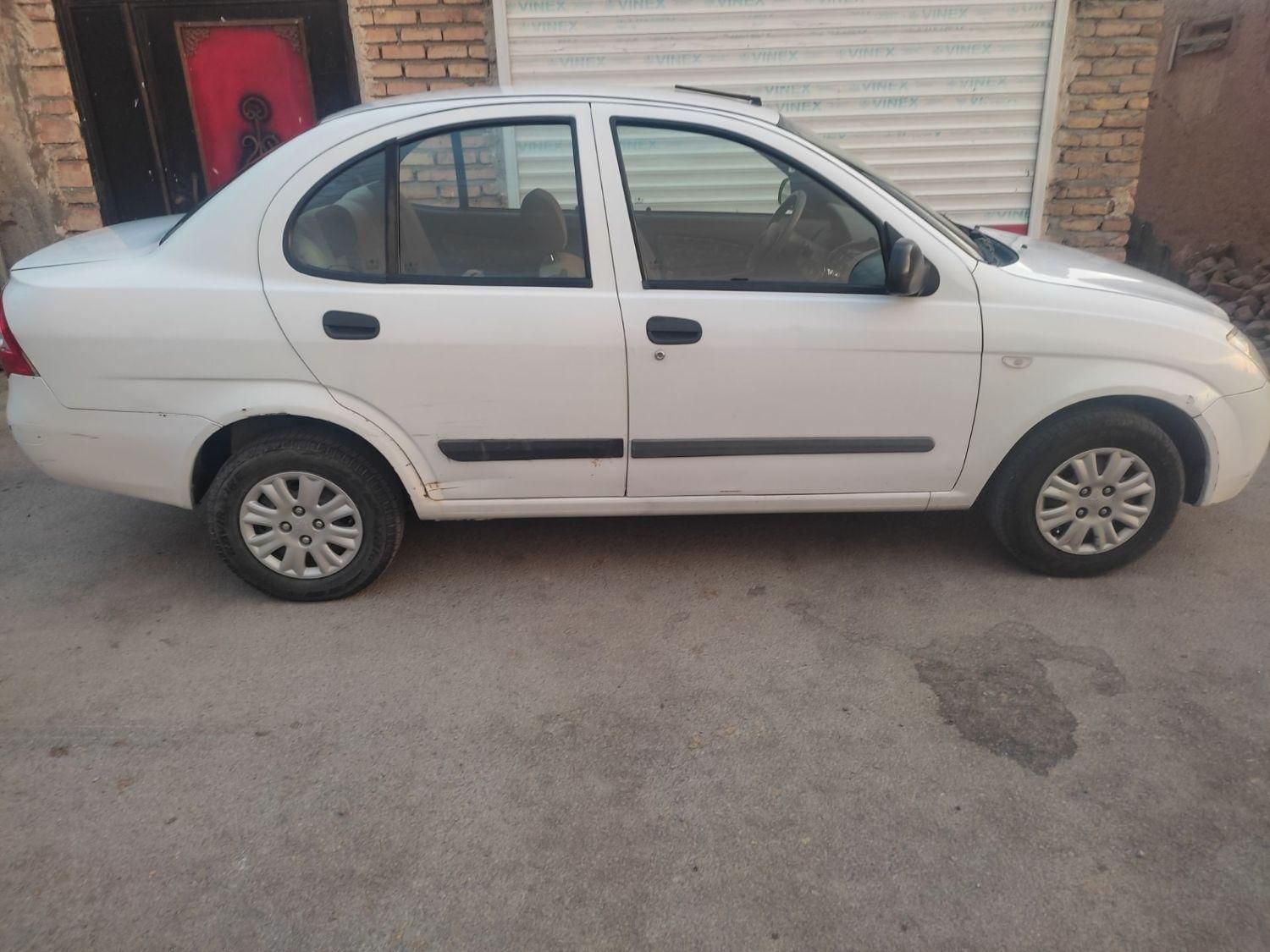 تیبا صندوق دار SX - 1394