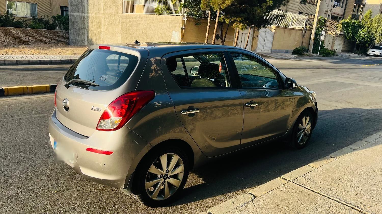 هیوندای i20 فول وارداتی - 2015