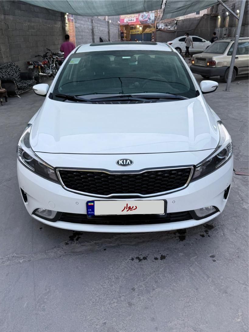 کیا سراتو 2.0 لیتر اتوماتیک GT لاین - 2017