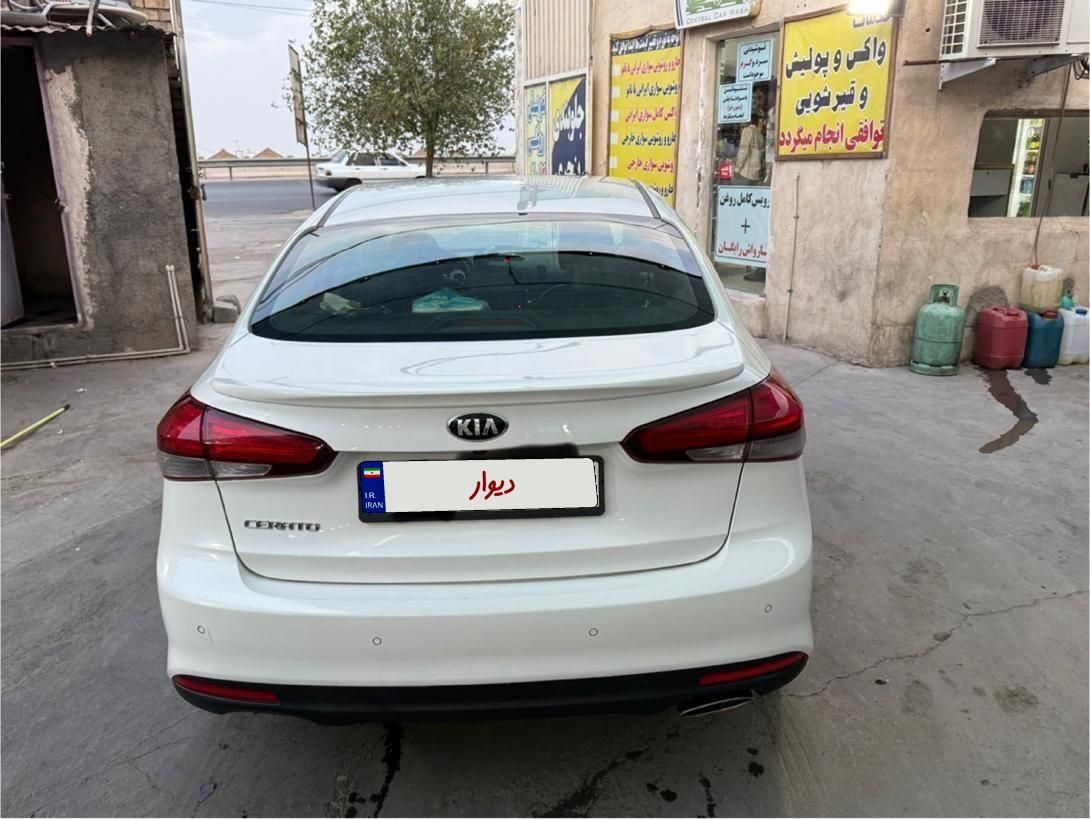 کیا سراتو 2.0 لیتر اتوماتیک GT لاین - 2017