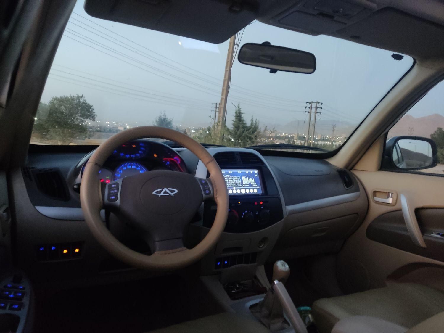 ام وی ام X33 دنده‌ای ساده - 1391