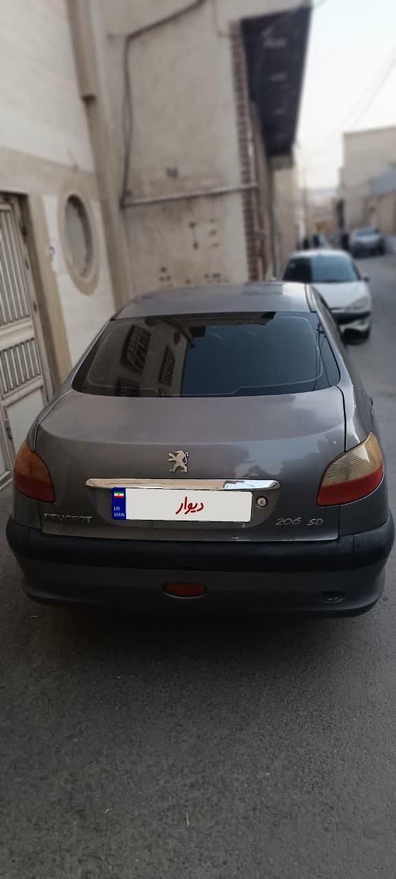 پژو ۲۰۶ صندوق دار v8 - 1390