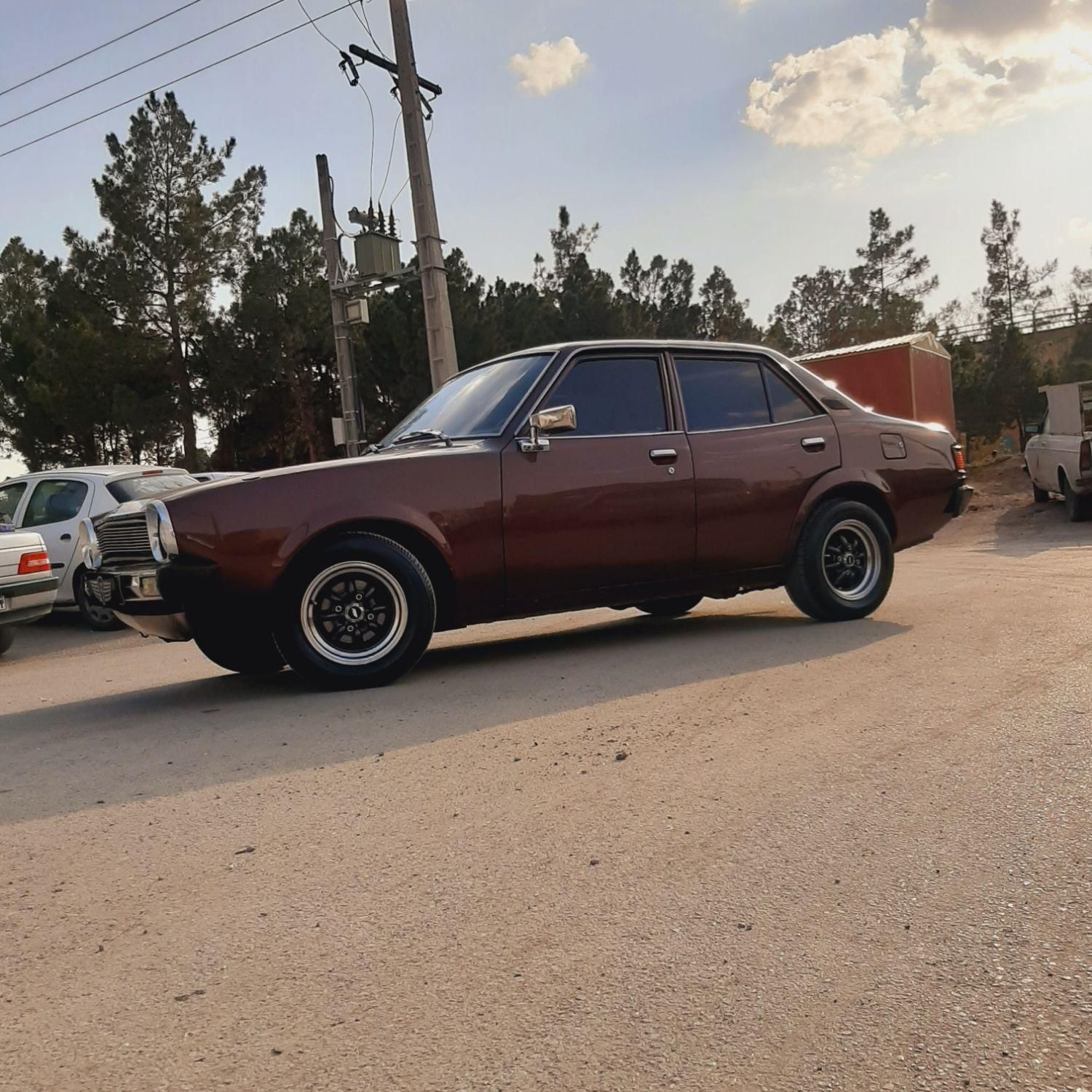 میتسوبیشی لنسر 1.6 لیتر دنده ای - 1992