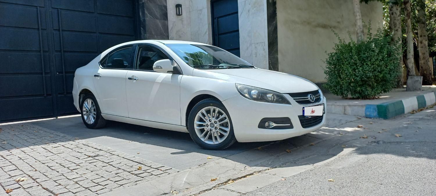 جک J5 اتوماتیک - 1393