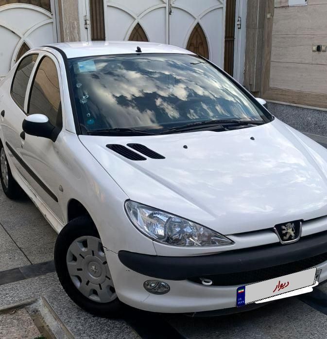 پژو ۲۰۶ صندوق دار v8 - 1398