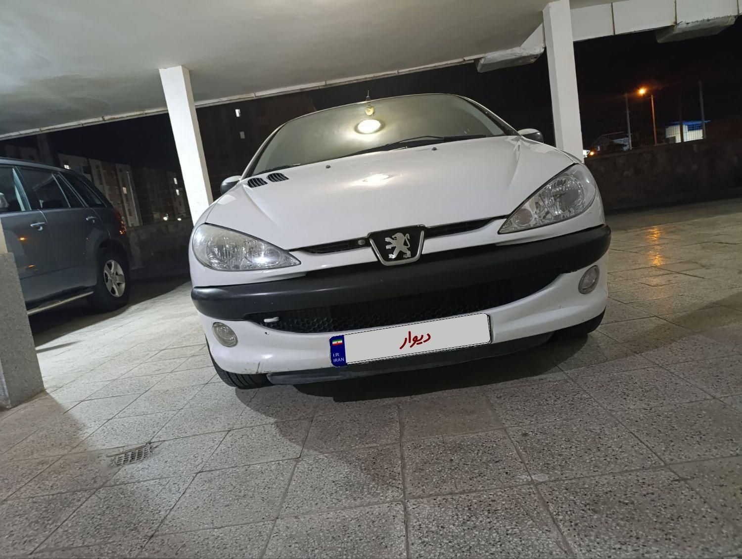 پژو ۲۰۶ صندوق دار v8 - 1390