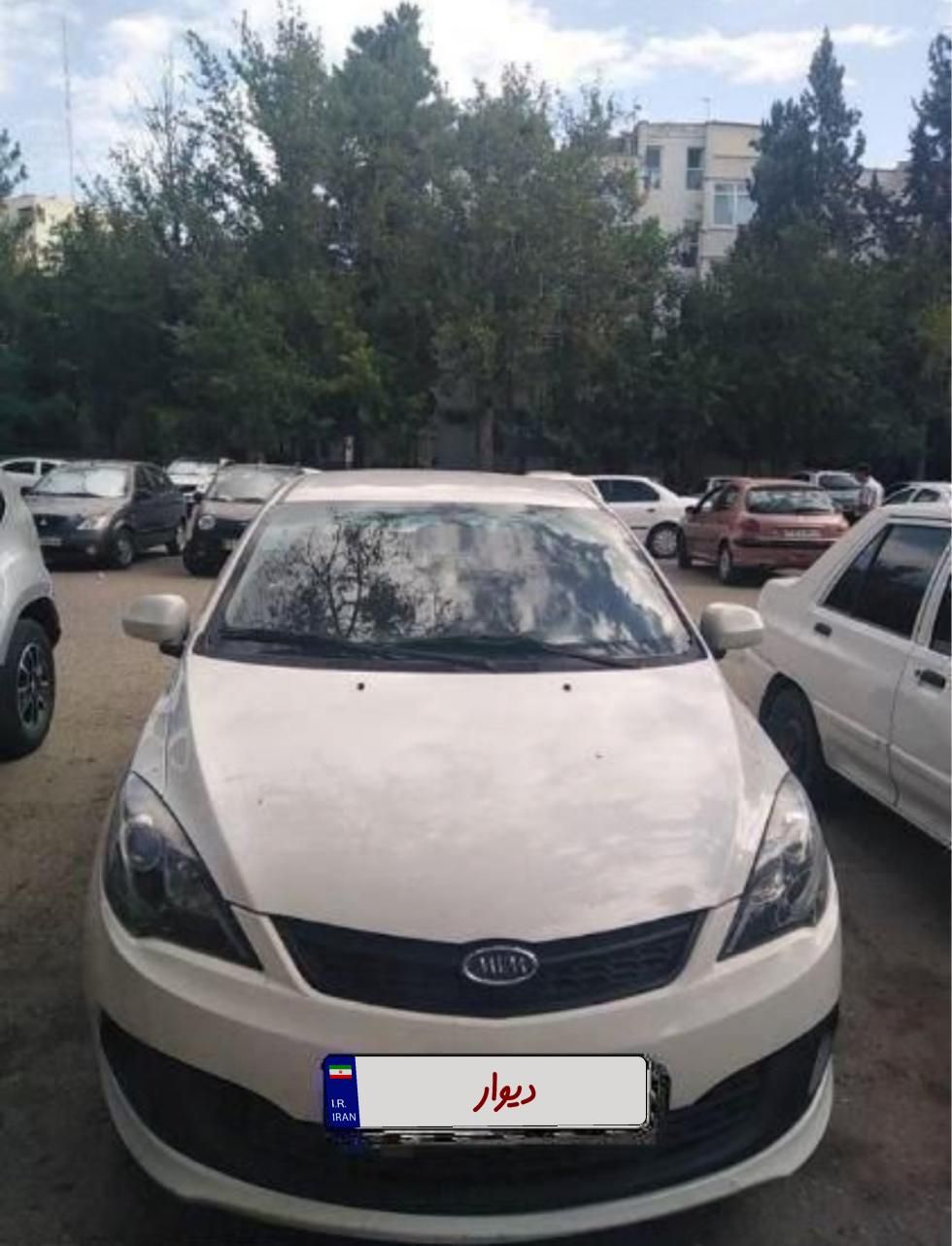 ام وی ام 315 صندوقدار اسپرت دنده‌ای - 1394