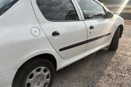پژو ۲۰۶ صندوق دار v8 - 1394