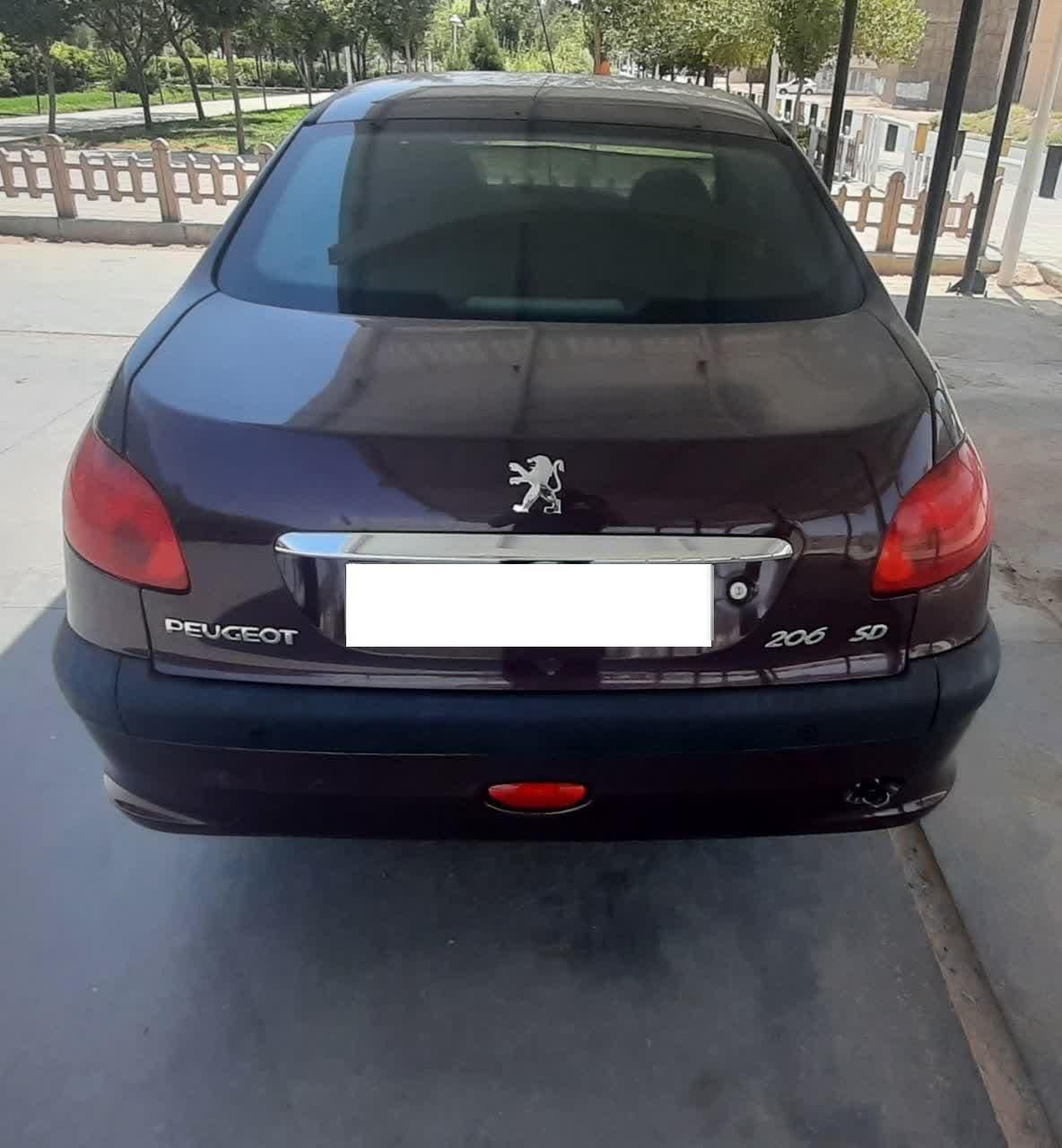 پژو ۲۰۶ صندوق دار v8 - 1396