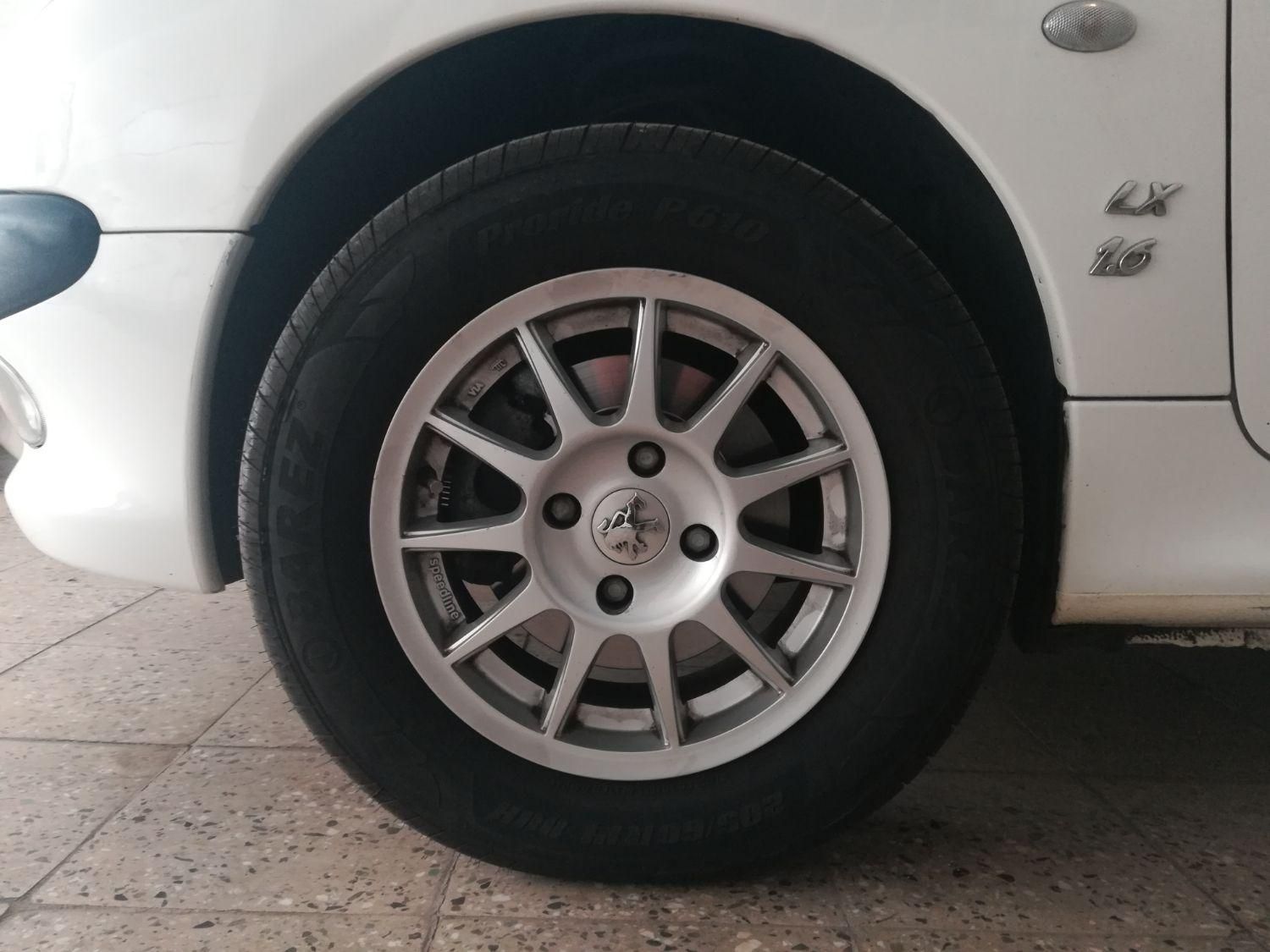 پژو ۲۰۶ صندوق دار v8 - 1398