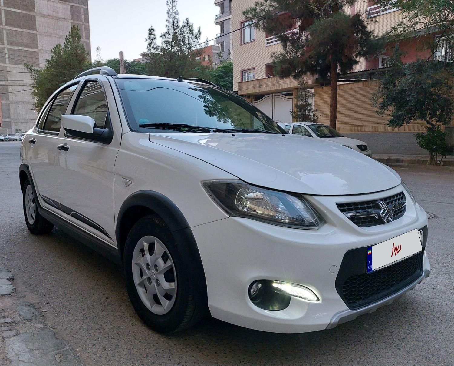 کوییک R دنده‌ای - 1402