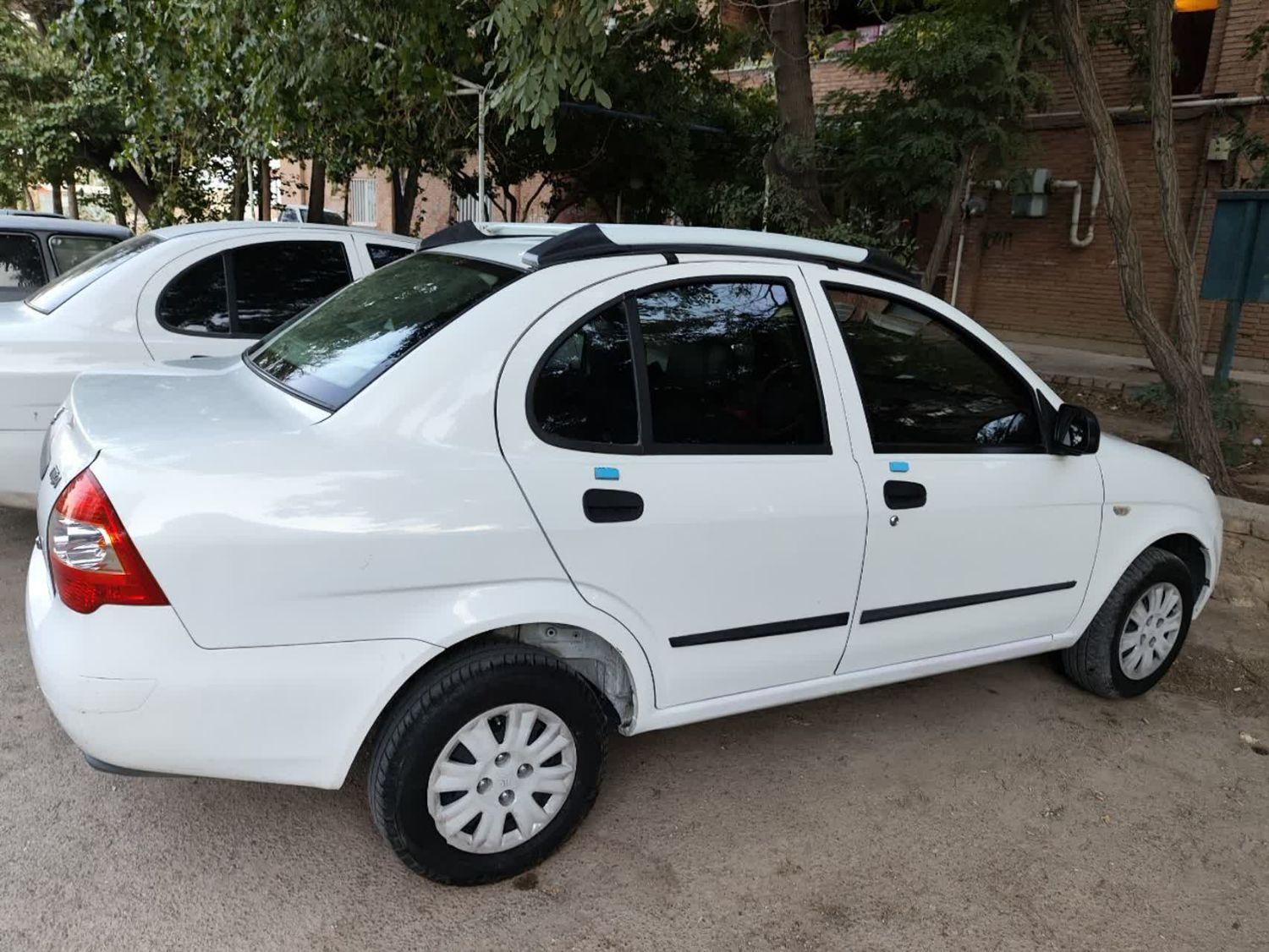 تیبا صندوق دار EX - 1395