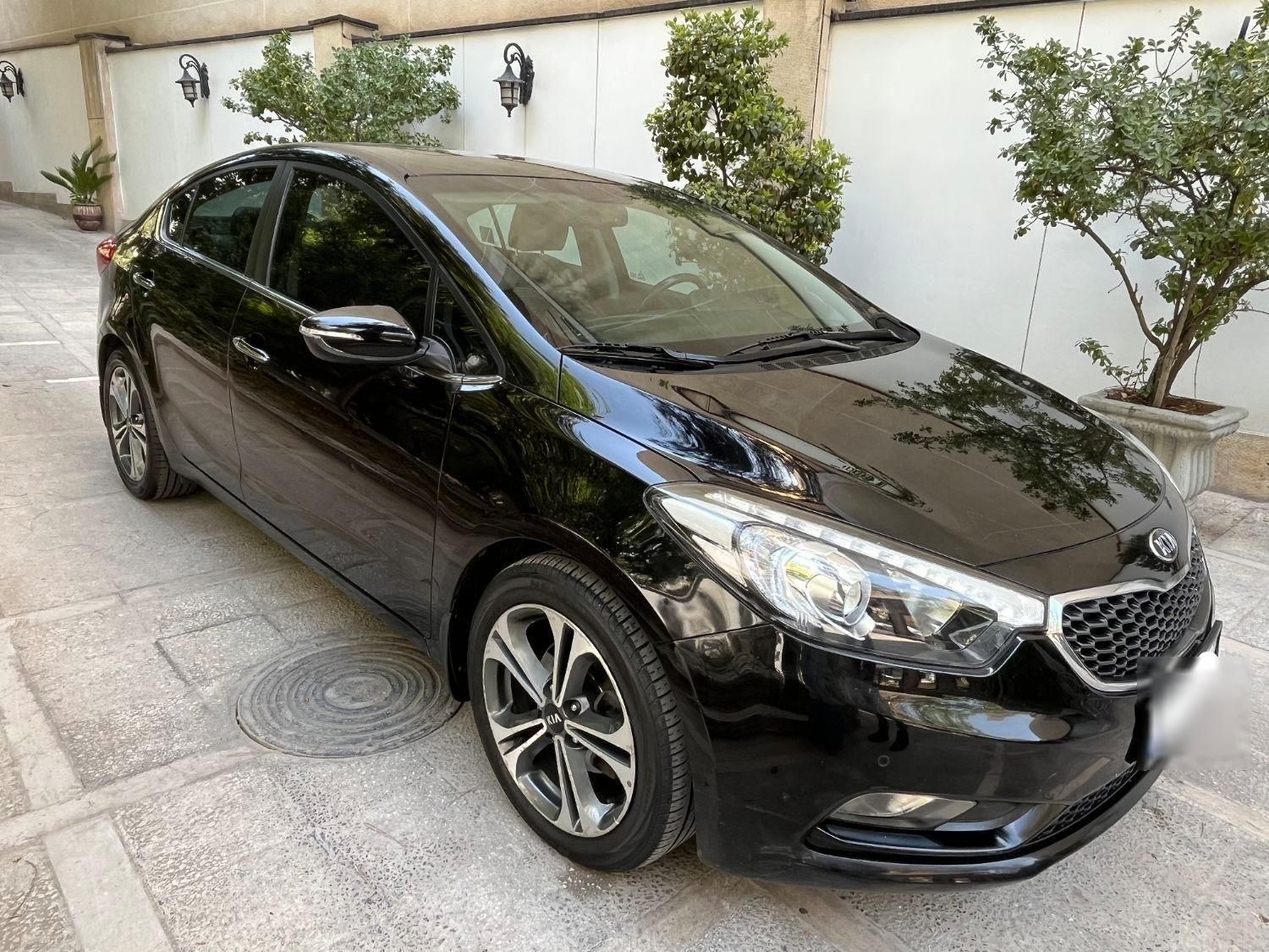 کیا سراتو 2.0 لیتر اتوماتیک GT لاین - 2016