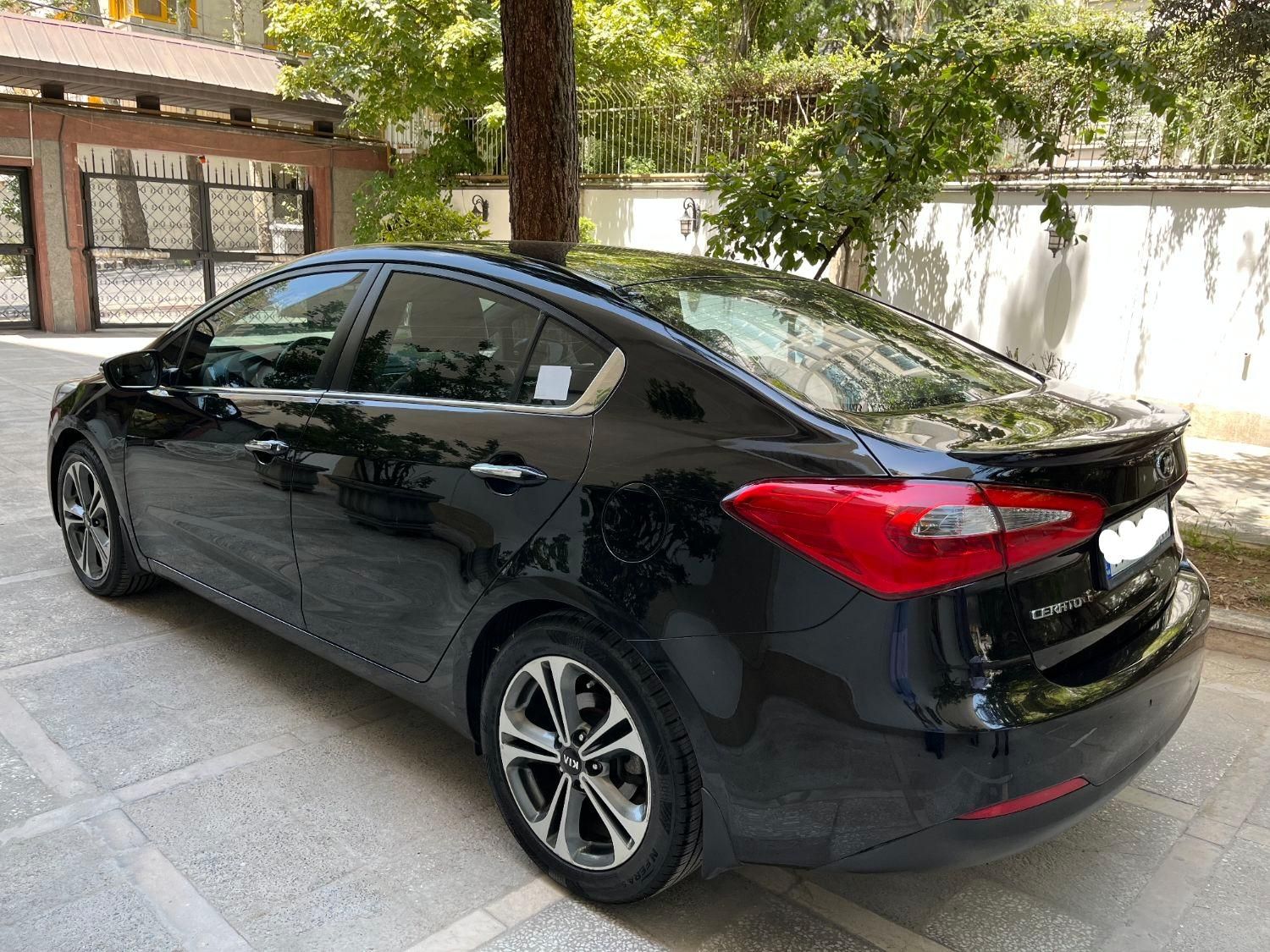 کیا سراتو 2.0 لیتر اتوماتیک GT لاین - 2016
