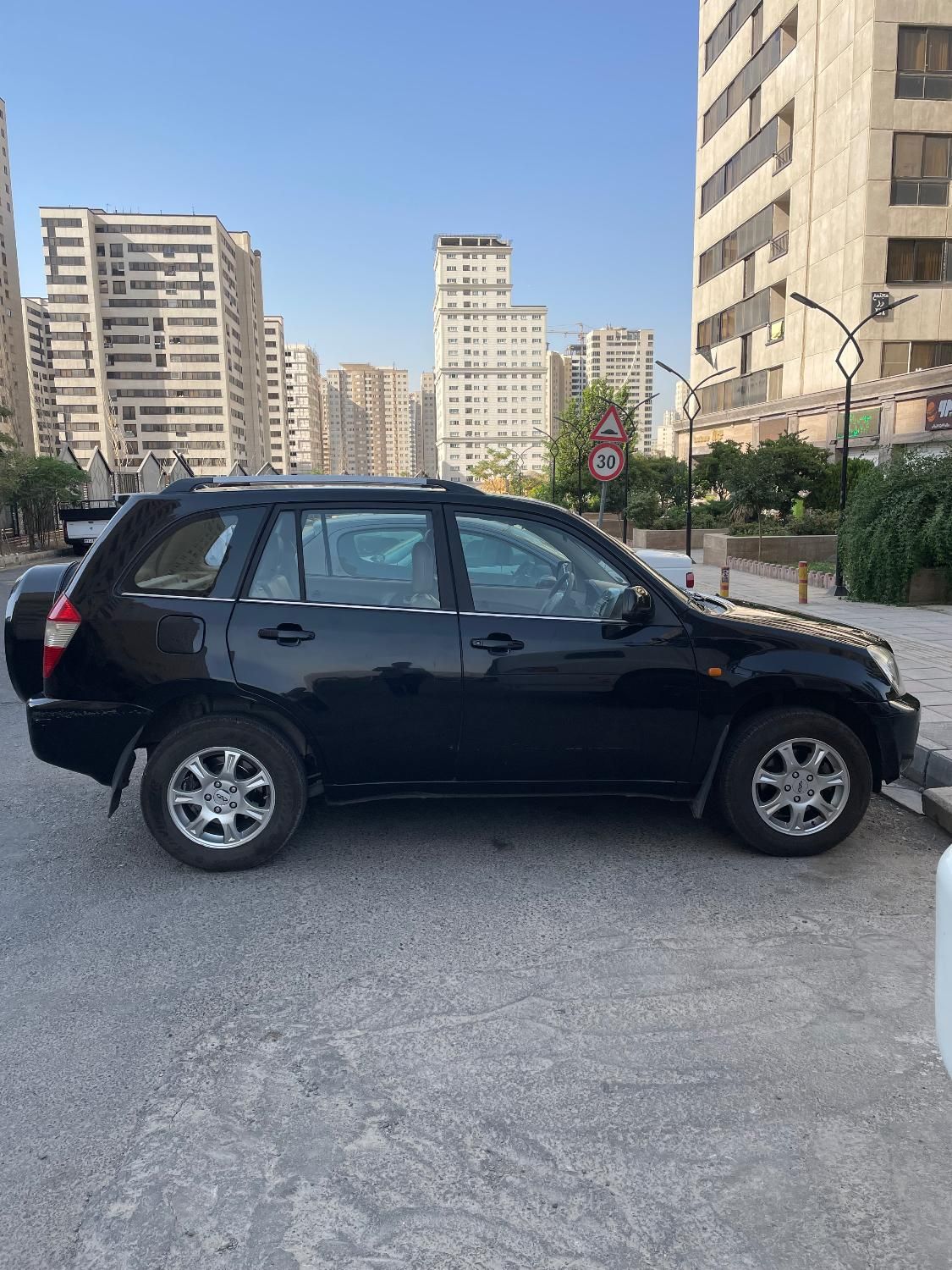 ام وی ام X33 دنده‌ای ساده - 1390