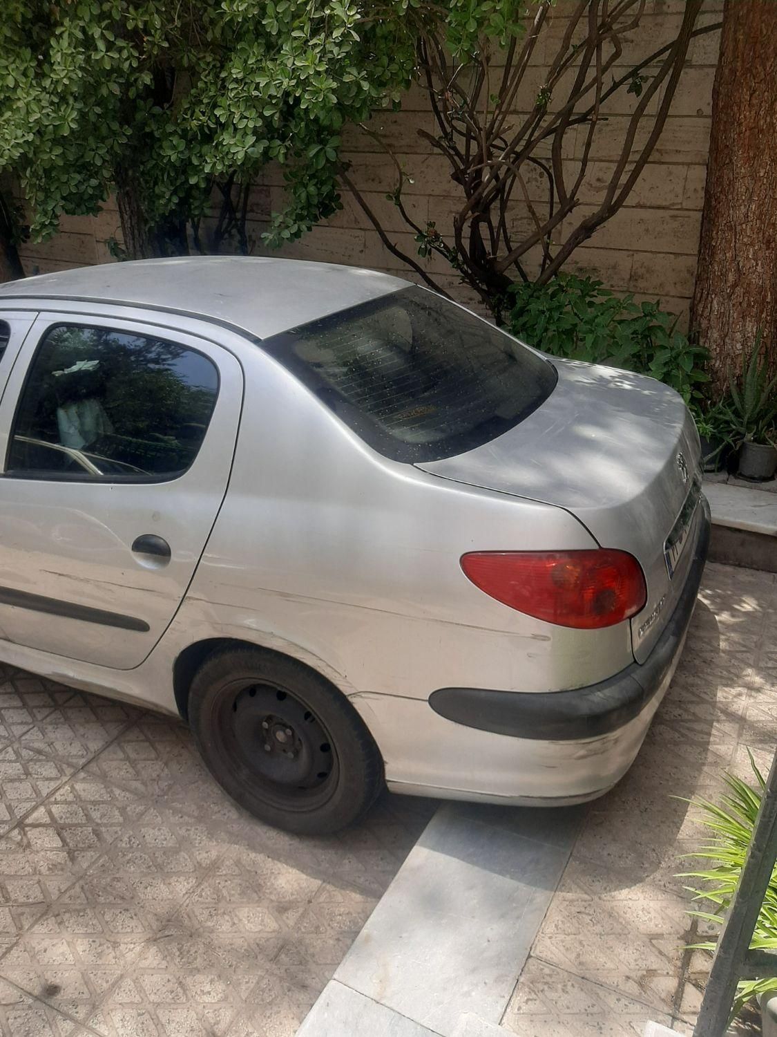 پژو ۲۰۶ صندوق دار v8 - 1396