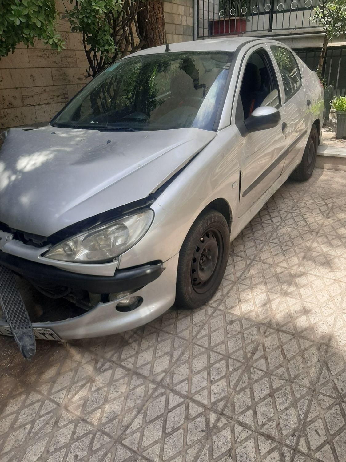 پژو ۲۰۶ صندوق دار v8 - 1396
