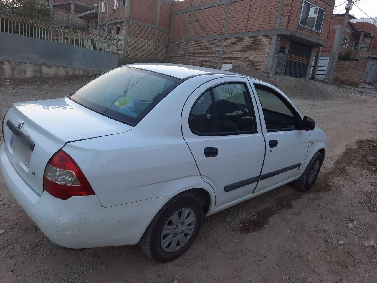 تیبا صندوق دار EX - 1393