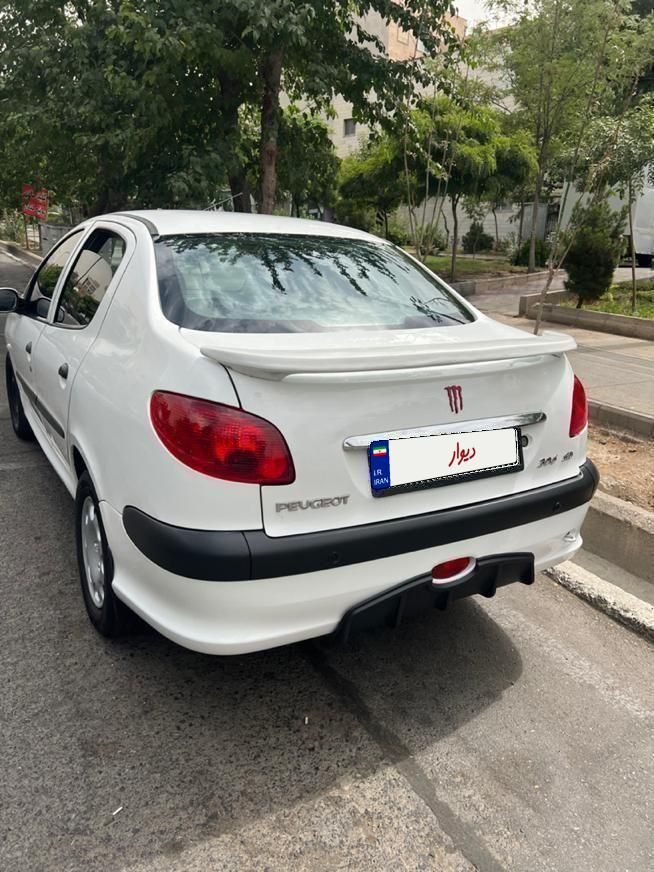 پژو ۲۰۶ صندوق دار v8 - 1397