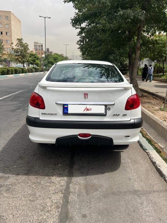 پژو ۲۰۶ صندوق دار v8 - 1397