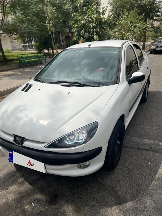 پژو ۲۰۶ صندوق دار v8 - 1397