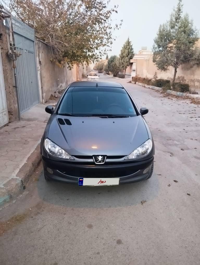 پژو ۲۰۶ صندوق دار v8 - 1390