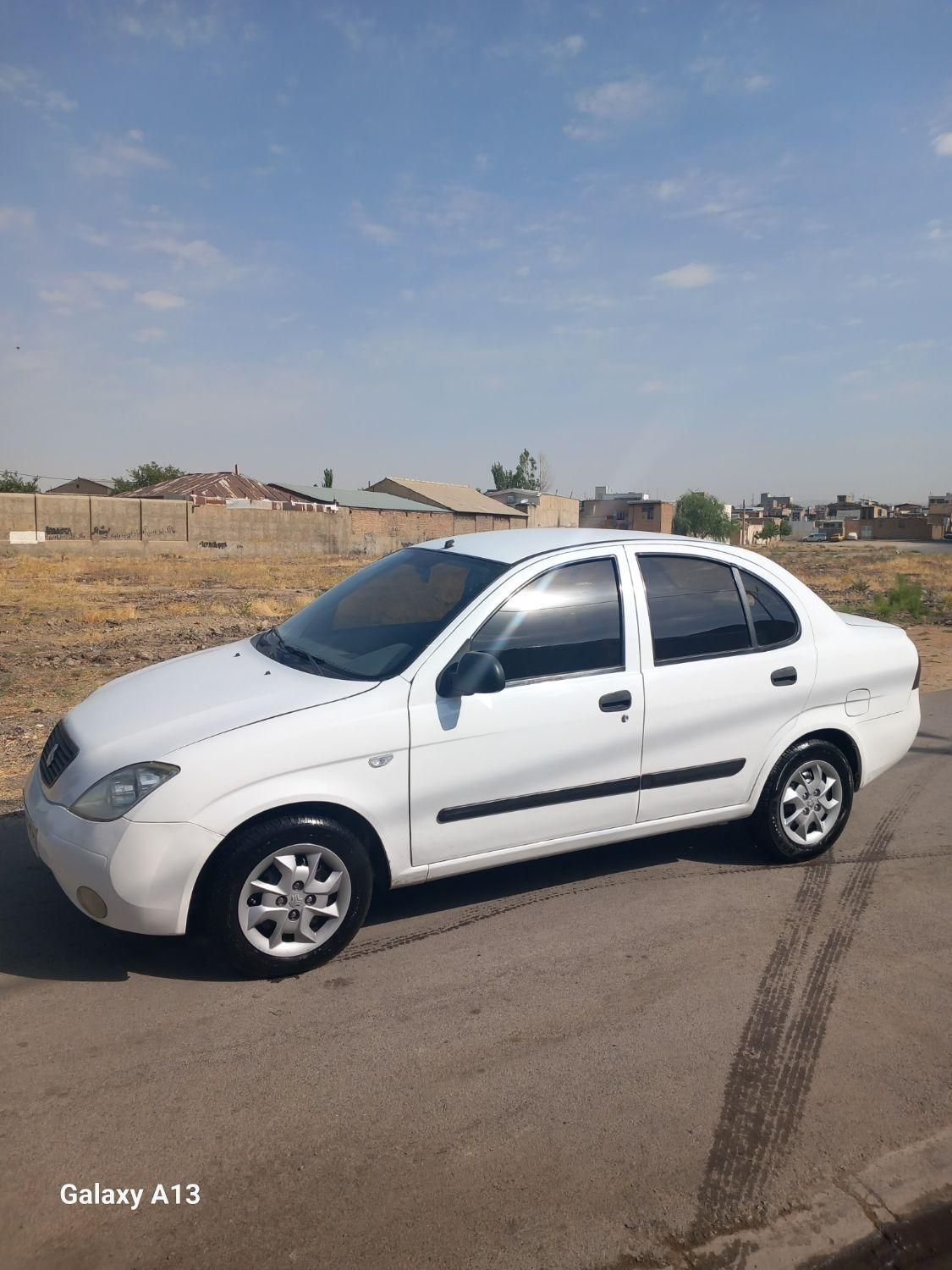 تیبا صندوق دار SX - 1393