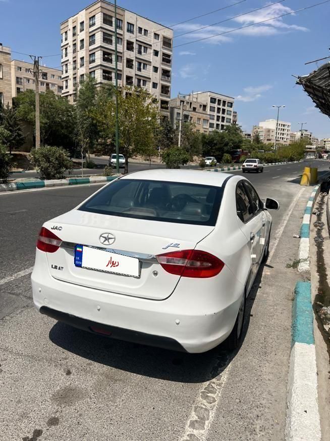 جک J5 اتوماتیک - 1393
