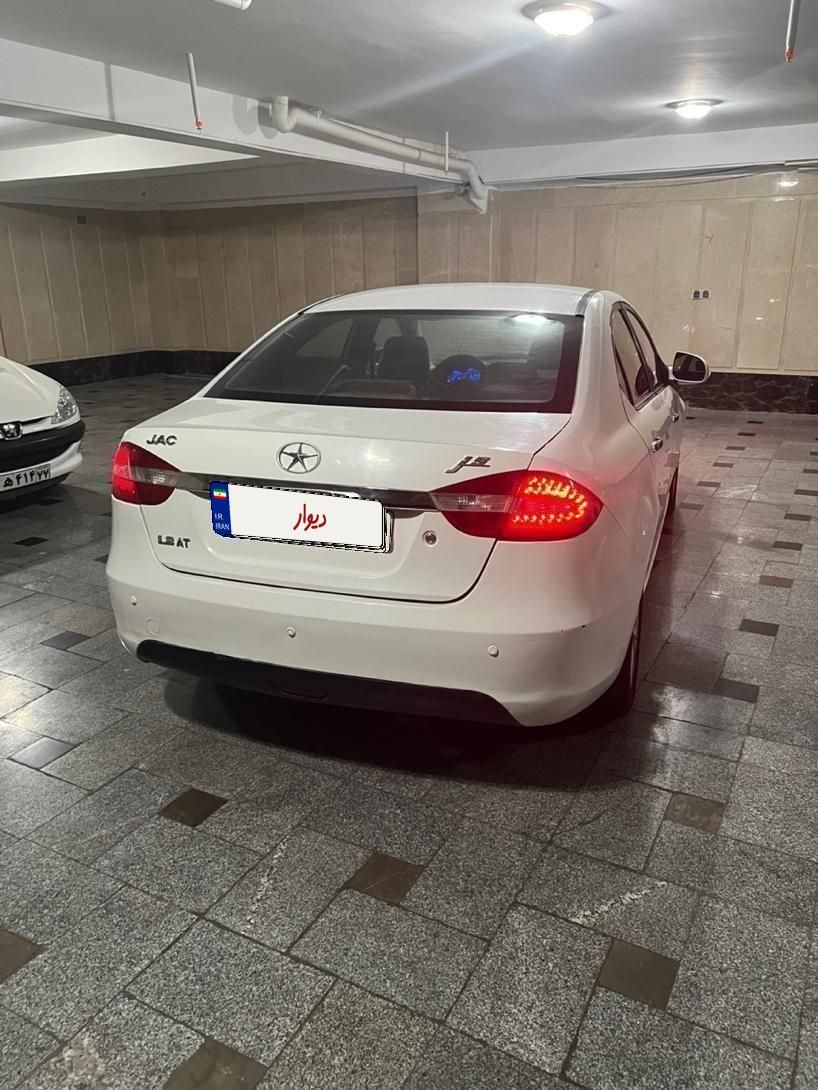 جک J5 اتوماتیک - 1393