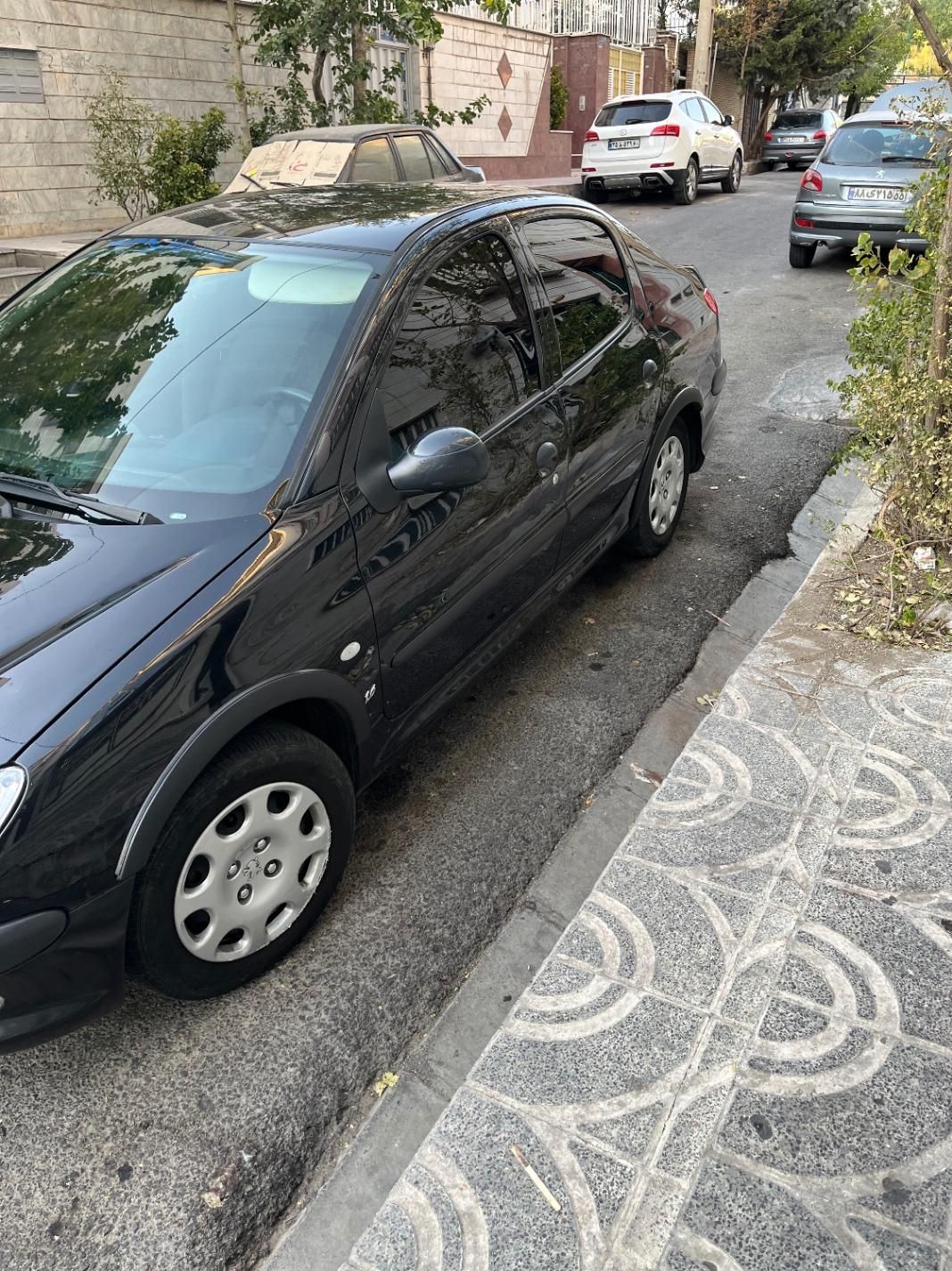 پژو ۲۰۶ صندوق دار v8 - 1394