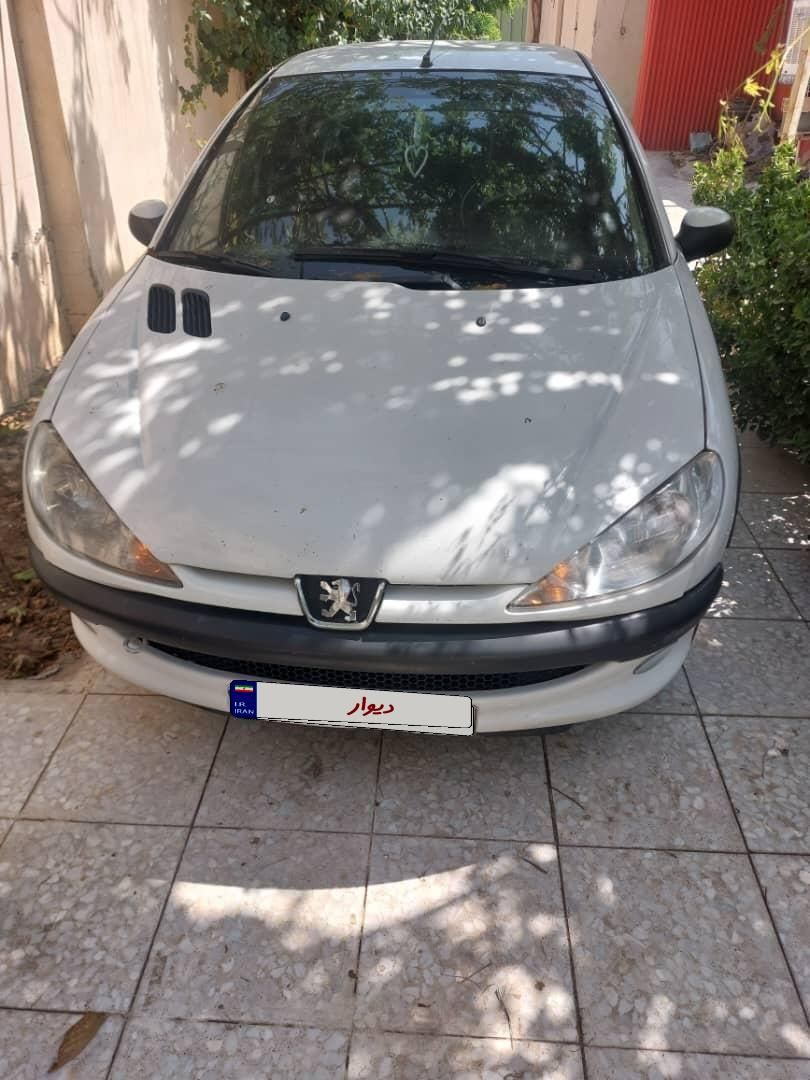 پژو ۲۰۶ صندوق دار v8 - 1390