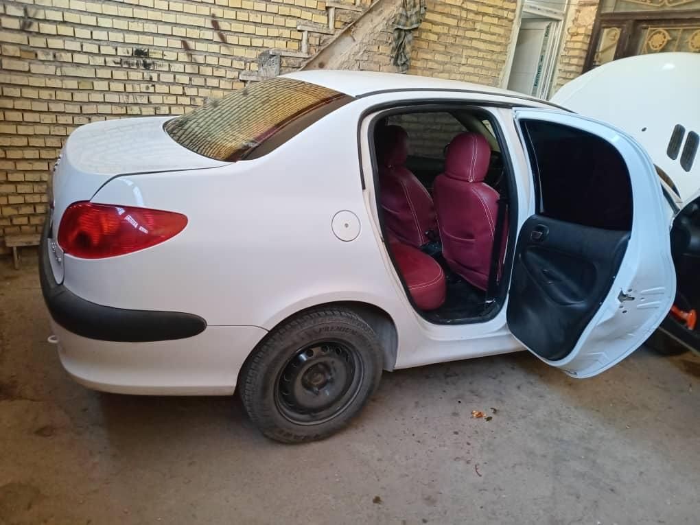 پژو ۲۰۶ صندوق دار v8 - 1399