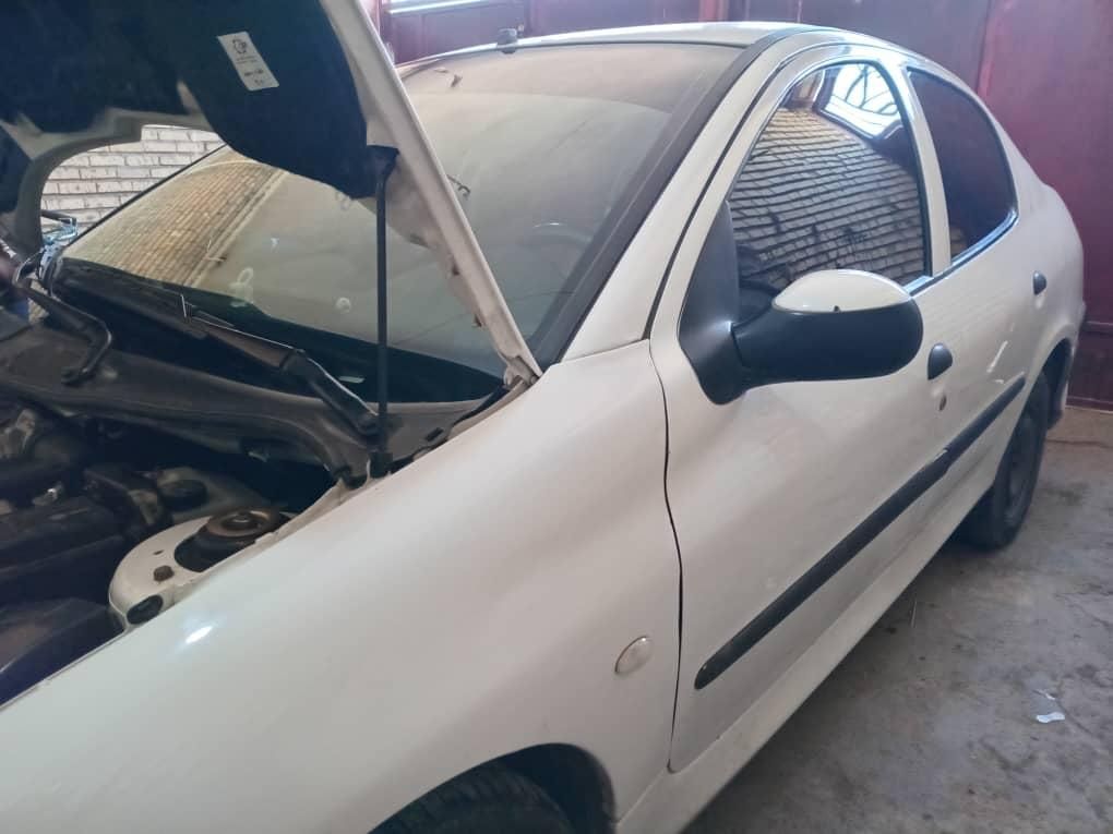 پژو ۲۰۶ صندوق دار v8 - 1399