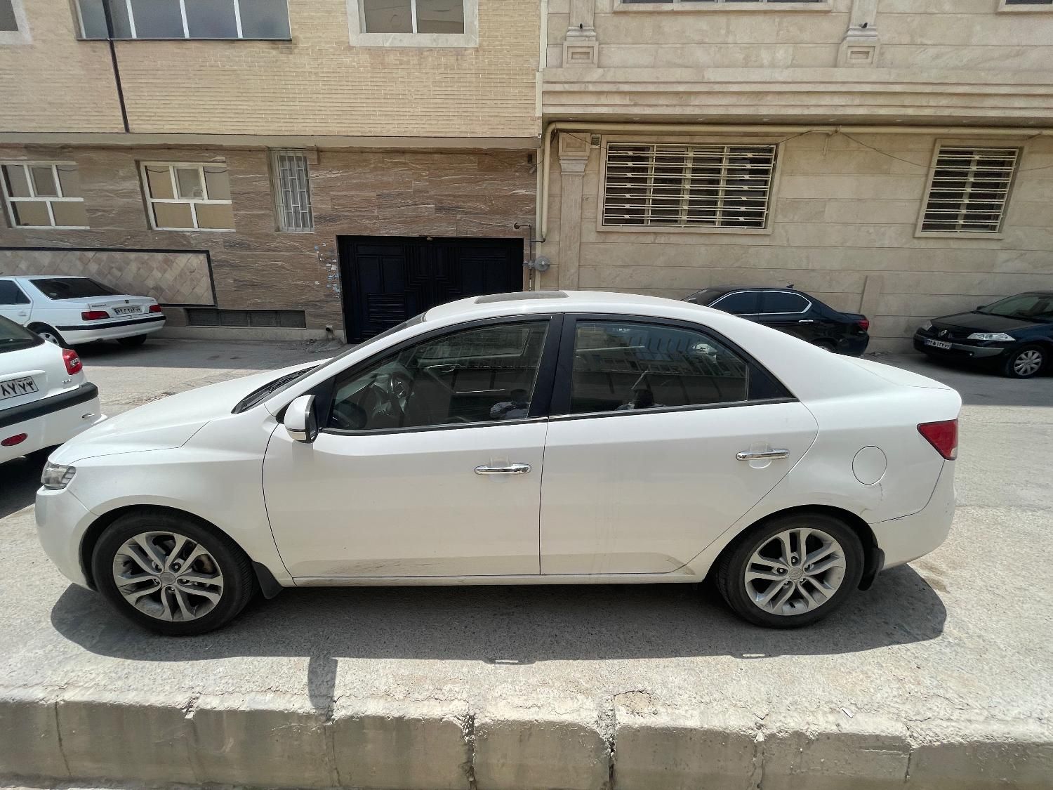 خودرو کیا، سراتو مونتاژ آگهی ann_19571248