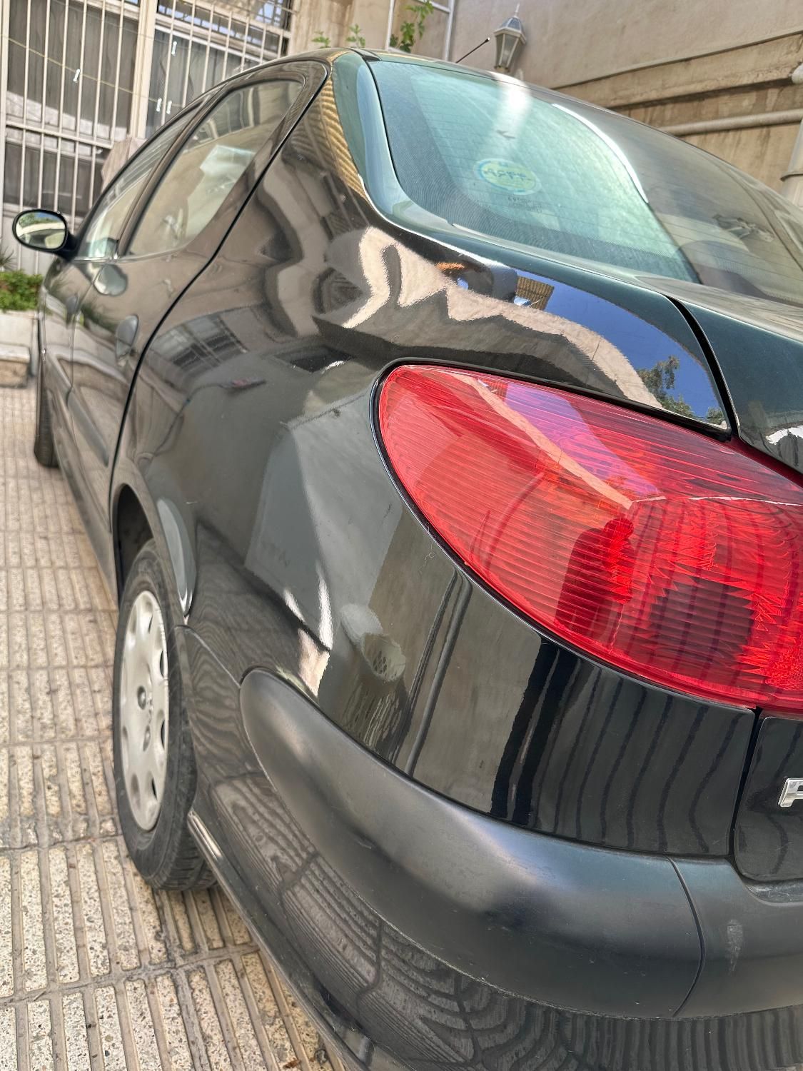 پژو ۲۰۶ صندوق دار v8 - 1399