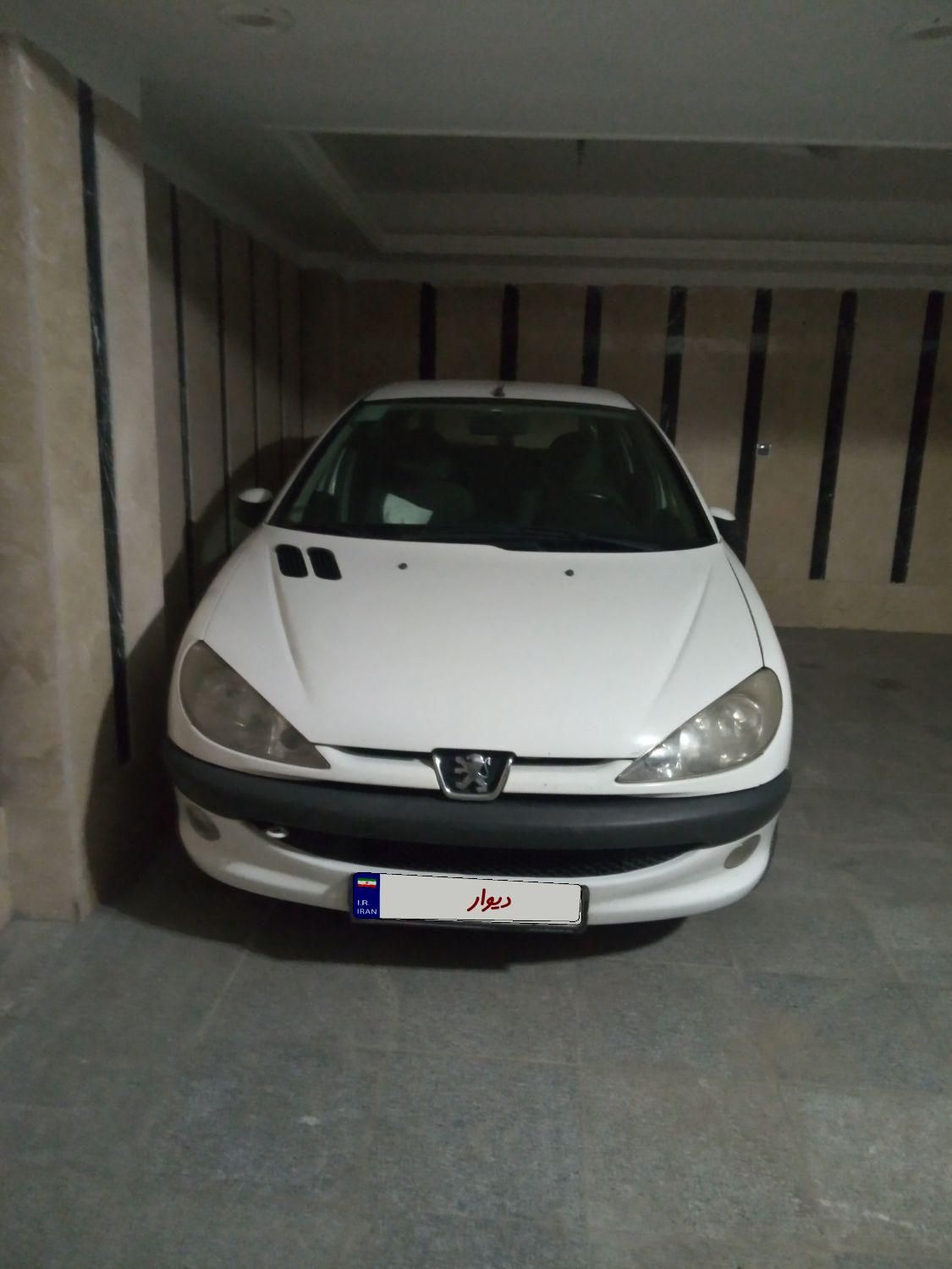 پژو ۲۰۶ صندوق دار v8 - 1396