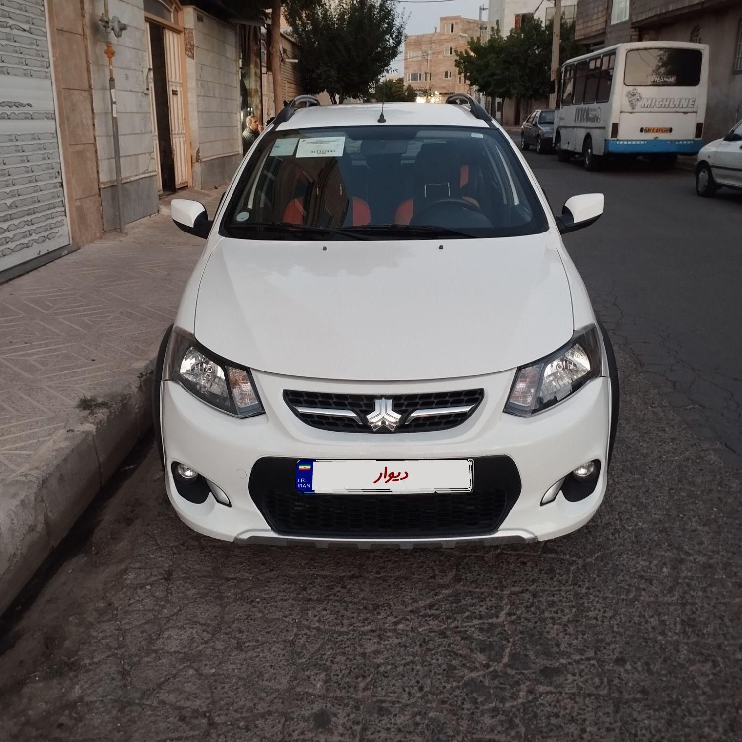 خودرو کوییک، معمولی آگهی ann_19571697