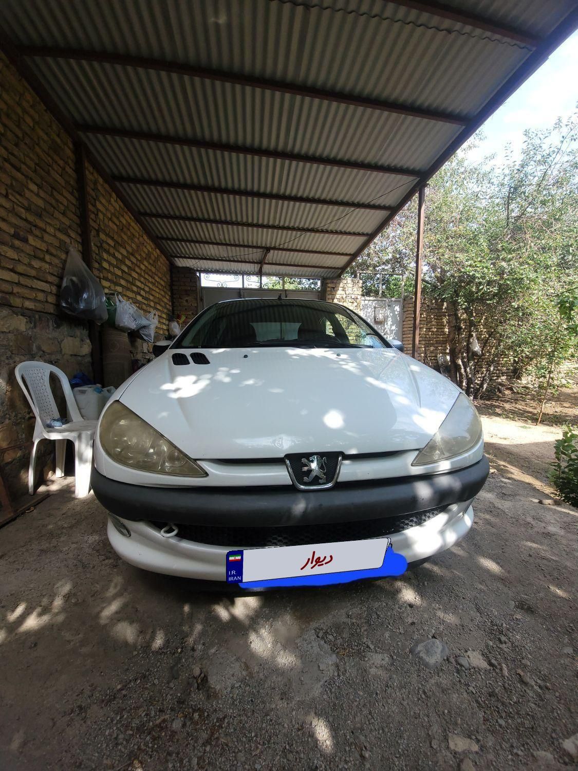 پژو ۲۰۶ صندوق دار v8 - 1394