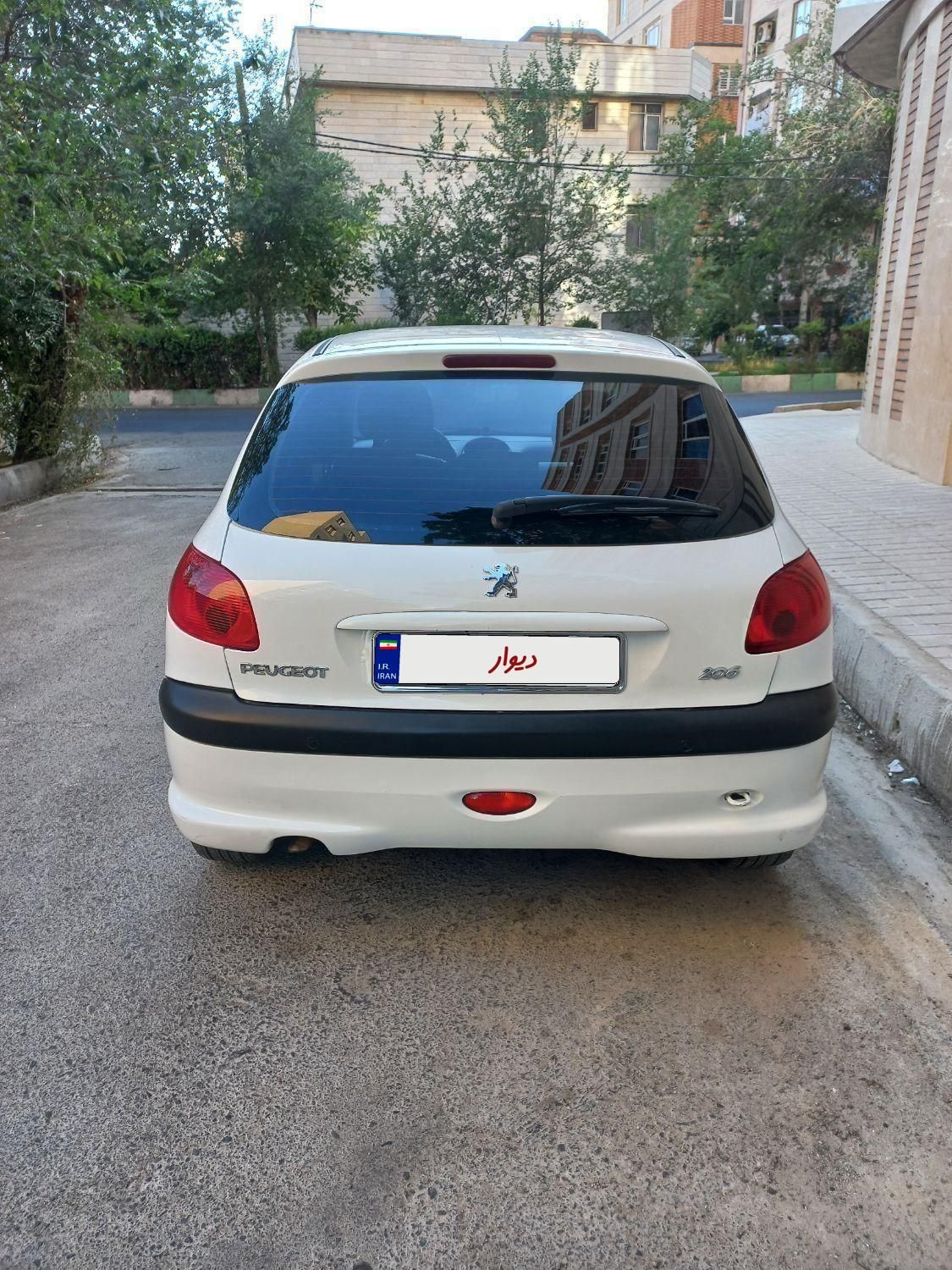 پژو 206 تیپ 2 - 1396