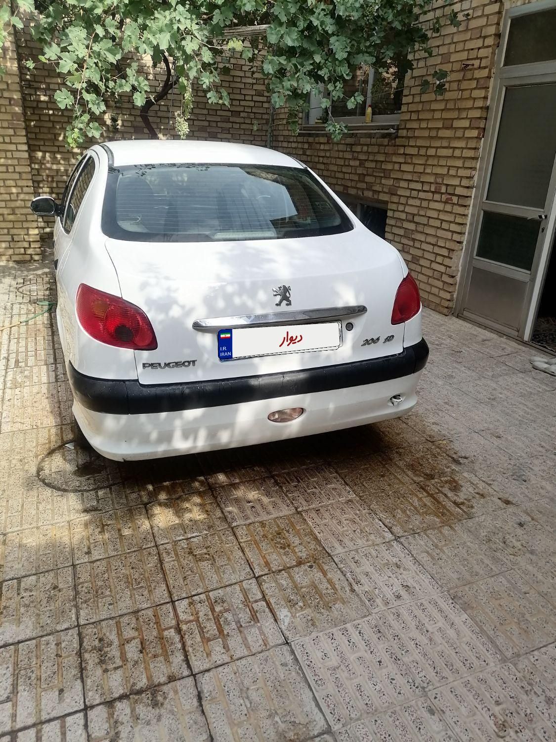 پژو ۲۰۶ صندوق دار v1 - 1390