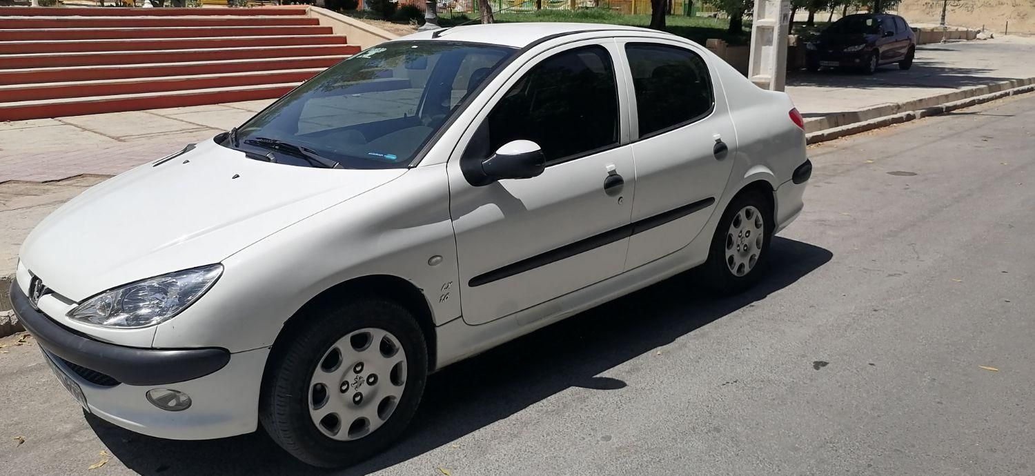 پژو ۲۰۶ صندوق دار v8 - 1397