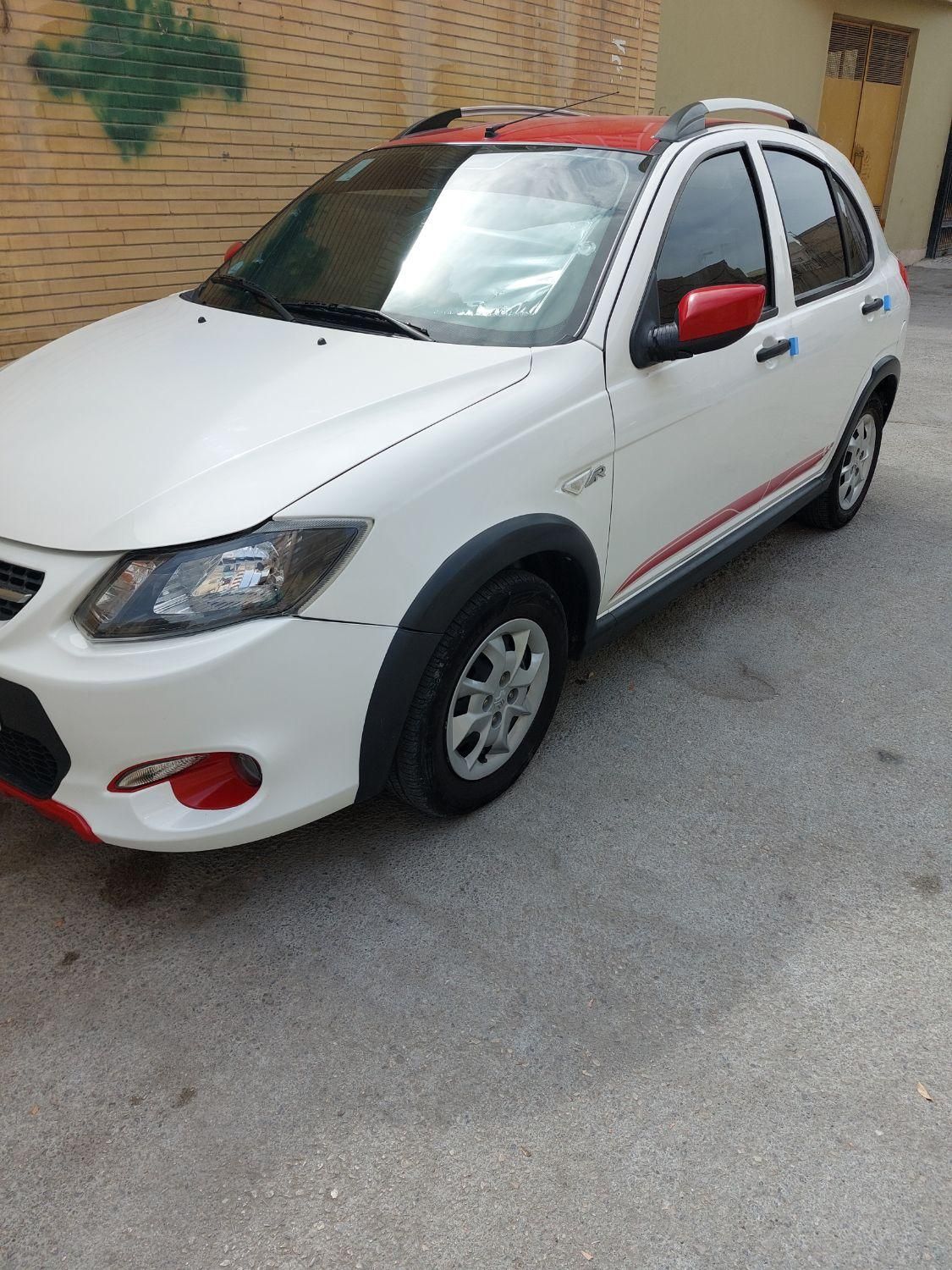 کوییک R دنده‌ای - 1402