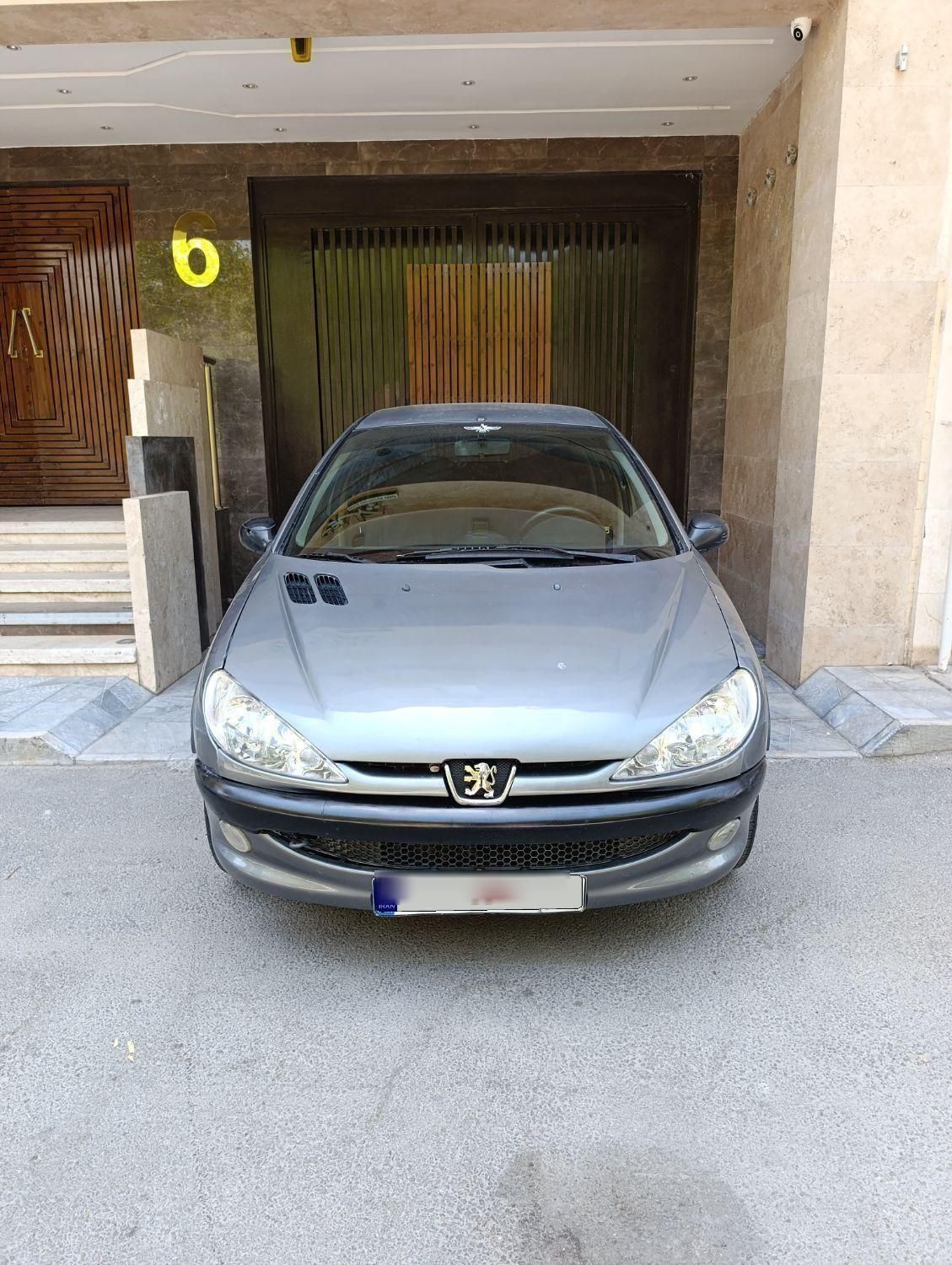 پژو ۲۰۶ صندوق دار v8 - 1386