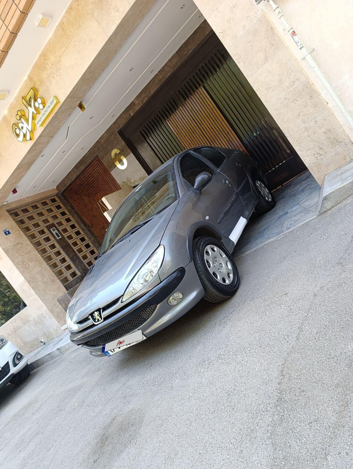 پژو ۲۰۶ صندوق دار v8 - 1386