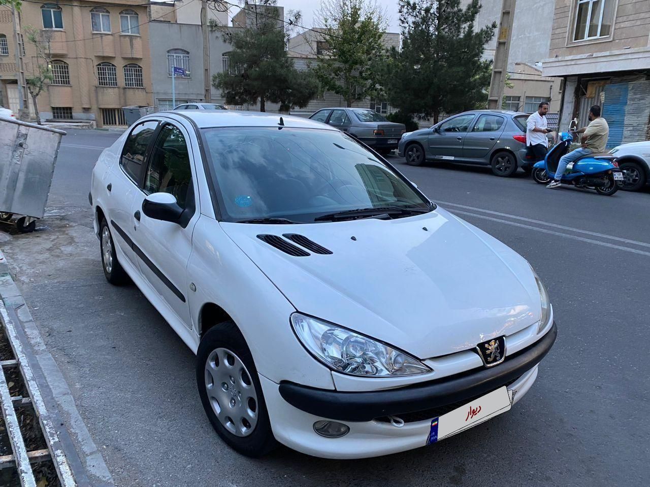خودرو پژو، ۲۰۶ صندوق دار آگهی ann_19572775