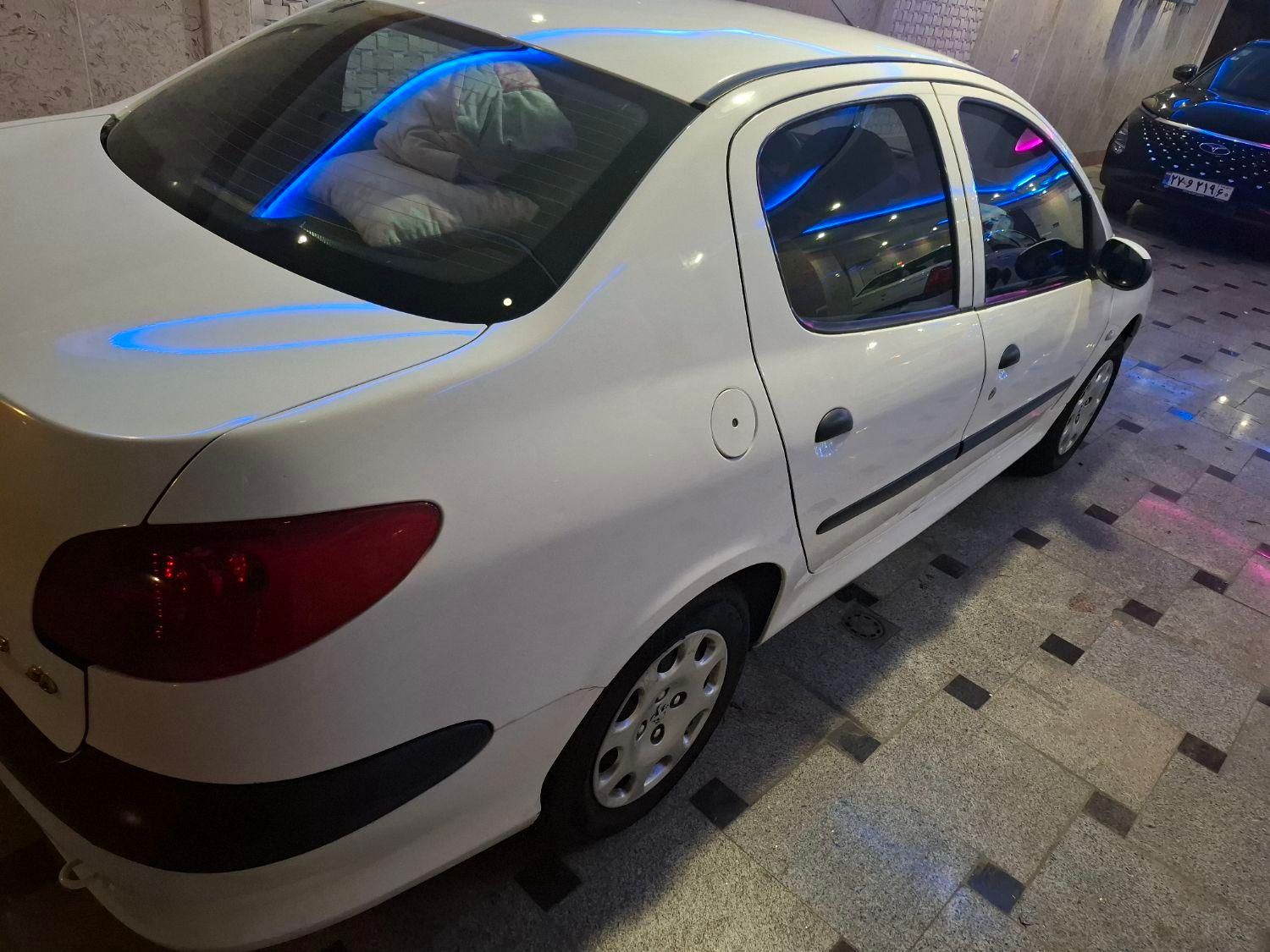 پژو ۲۰۶ صندوق دار v8 - 1395