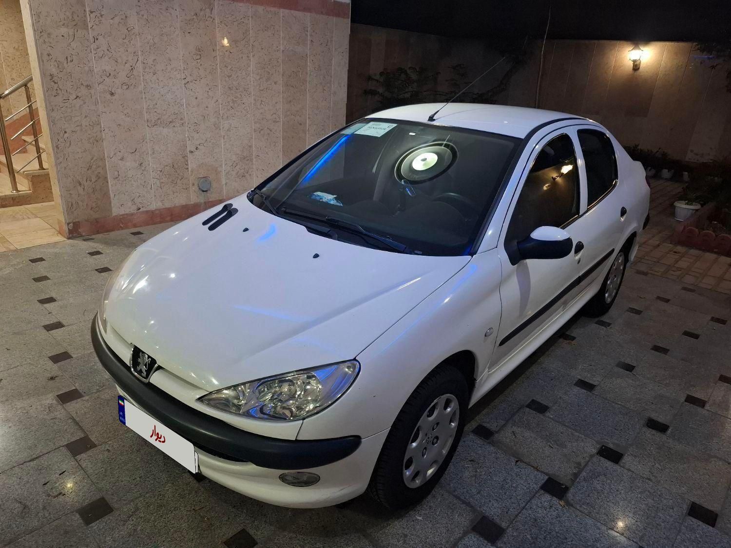 پژو ۲۰۶ صندوق دار v8 - 1395