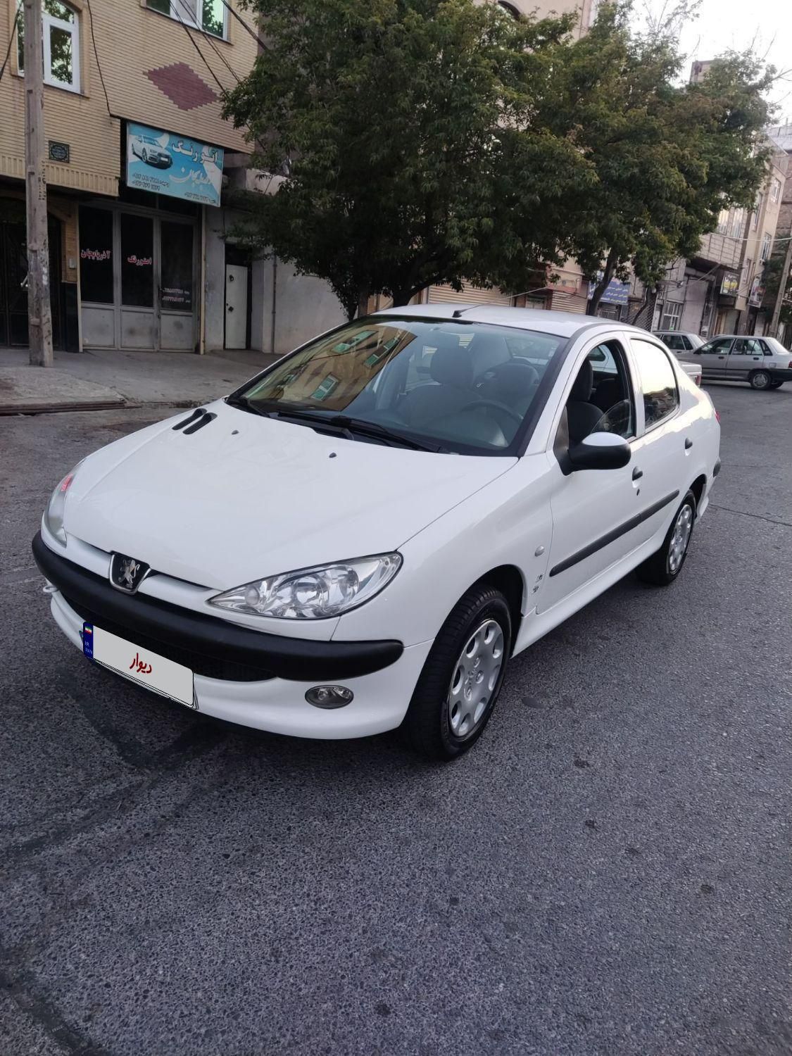 پژو ۲۰۶ صندوق دار v8 - 1399