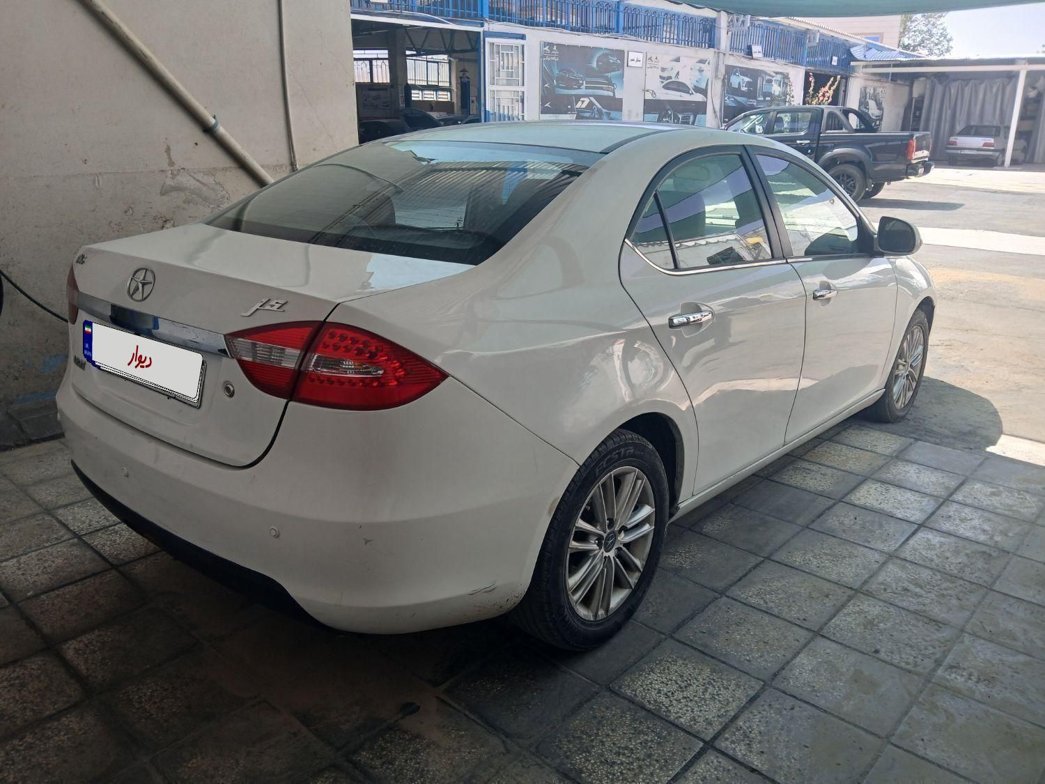 جک J5 اتوماتیک - 1396